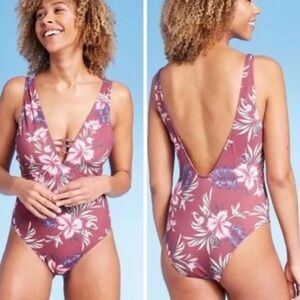 Shade & shore Floral One Piece Swimsuit size small